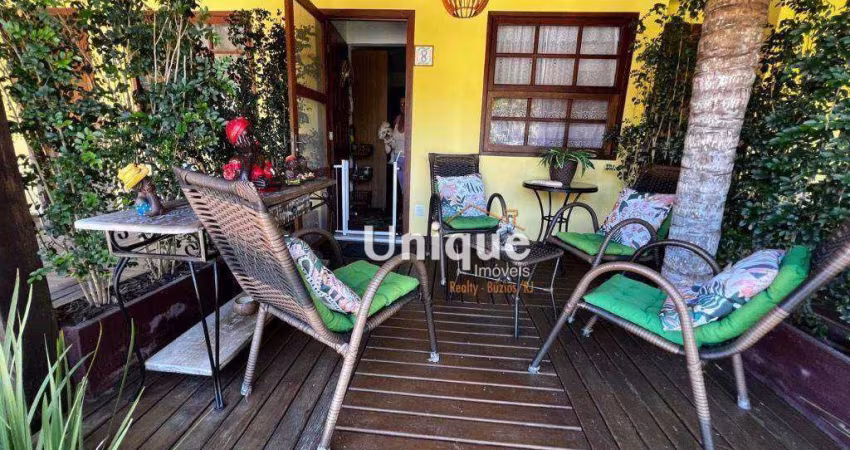 Casa em condomínio fechado!