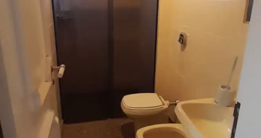 Vende  apartamento  4 dormitorios com suite  centro de rio preto