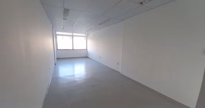 Sala comercial cm 64m² 2 salas 2 banheiros 1 vaga no Itaim Bibi  – Localização estratégica, fácil a