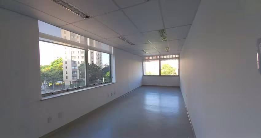 Sala comercial à venda com 167,43m² 5 salas 2 vagas com localização privilegiada no Itaim Bibi, São