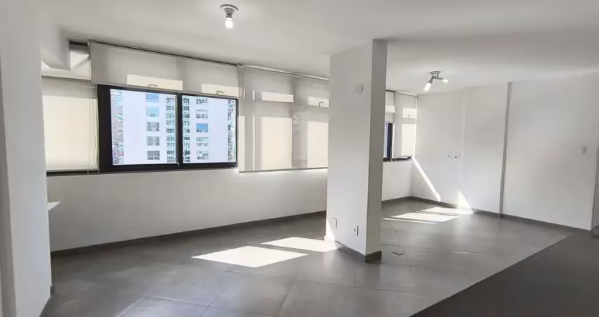 Apartamento para locação com 2 dormitórios sendo1 suíte e 1 vaga próximo ao parque do ibirapuera no