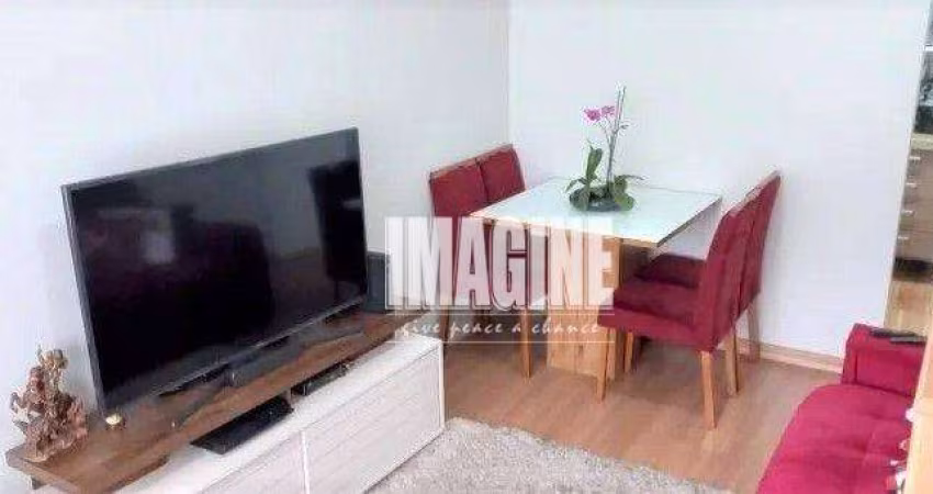 Sobrado em Condomínio em Itaquera com 2 Dorms, 1 Vaga, 68m²