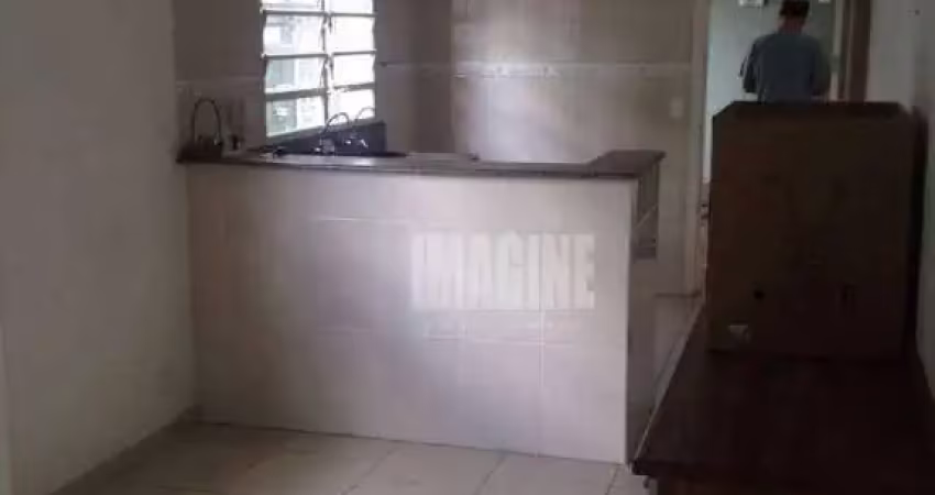 Sobrado na mooca com 3 dorms sendo 1 suíte, 2 vagas, 150m²