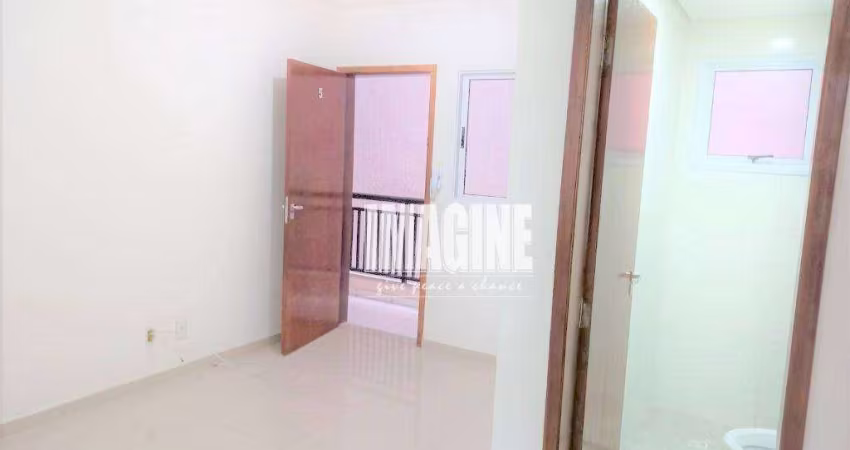 Apartamento na Vila Matilde com 2 Dormitórios, 40m²