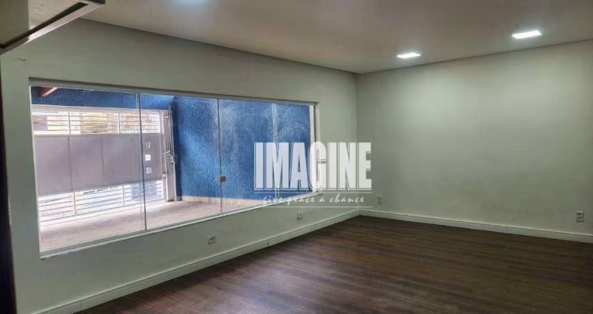 Casa no Parque do Carmo com 3 Dormitórios sendo 1 Suíte, 8 Vagas, 300m²