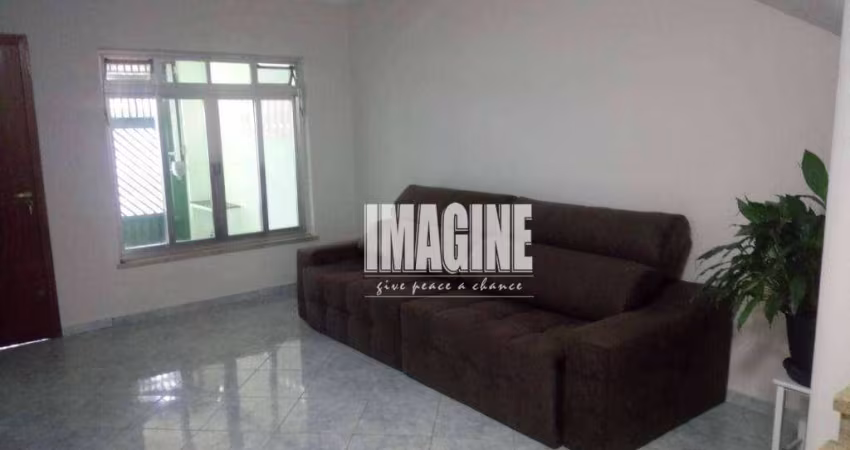 Sobrado na Água Rasa com 2 Dorms, 3 Vagas, 100m²