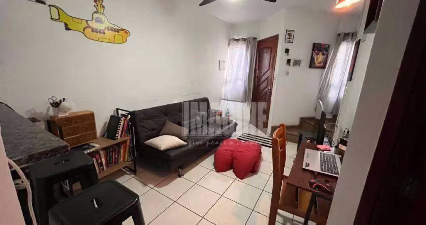 Sobrado em condomínio na cidade líder com 3 dormitórios, 2 vagas, 56m²