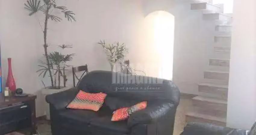 Sobrado no tatuapé com 3 dorms sendo 1 suíte, 3 vagas, 150m²