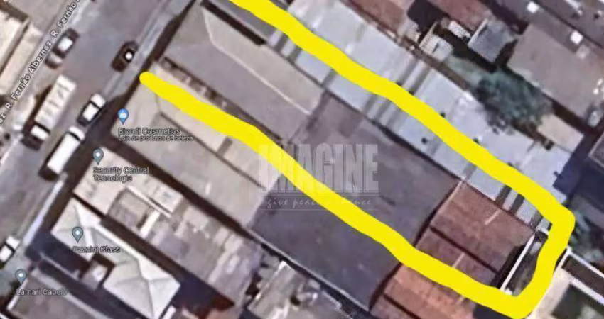 Galpão na Vila Matilde com 3 áreas, 2 banheiros, 1 Vaga, 492 m²