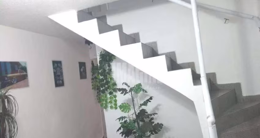 Sobrado na vila matilde com 2 dormitórios, 6 vagas, 85m²