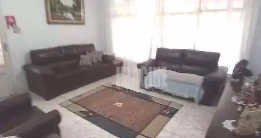 Casa no carrão com 3 dormitórios sendo 1 suíte, 3 vagas, 160m²