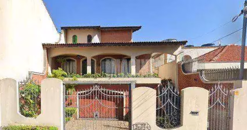 Casa assobradada na vila prudente com 3 dormitórios sendo 1 suíte, 5 vagas, 100m²