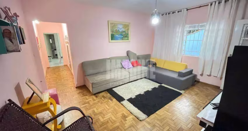 Casa térrea com 2 dormitórios sendo 1 suíte, 1 vaga, 100m²