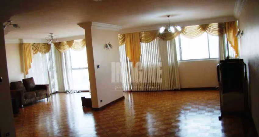 Apto na mooca com 3 dorms sendo 1 suíte, 2 vagas, 235m²