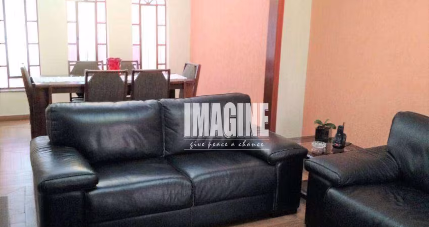 Sobrado na Mooca com 3 Dorms sendo 1 Suíte, 5 Vagas, 352m²
