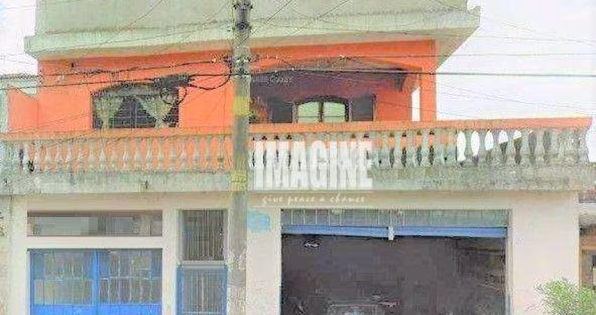 Casa Comercial no Carrão com 2 Dorms, 3 Vagas, 350m²