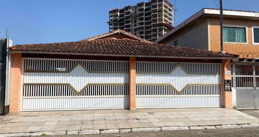 Casa ISOLADA linda, com 4 dormitórios à venda, 145 m² por R$ 865.000 - Vila Guilhermina - Praia Grande/SP