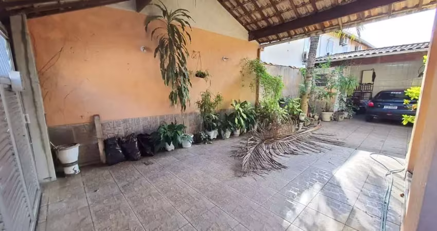 Casa com 2 dormitórios à venda, 63 m² por r$ 335.000,00 - tupi - praia grande/sp