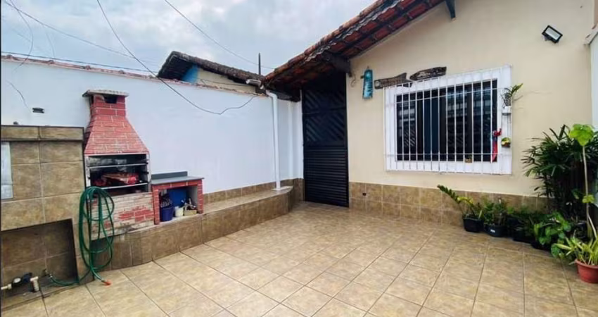 Casa com 3 dormitórios à venda, 175 m² por R$ 550.000,00 - Vila Guilhermina - Praia Grande/SP