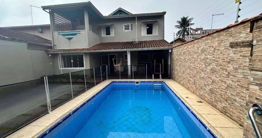 Sobrado á venda no Jardim Real