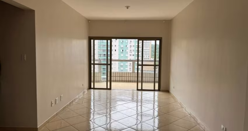 Apartamento para alugar no Canto do Forte em Praia Grande - SP