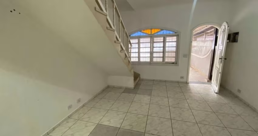 Sobrado com 2 dormitórios à venda, 108 m² por R$ 450.000,00 - Tupi - Praia Grande/SP