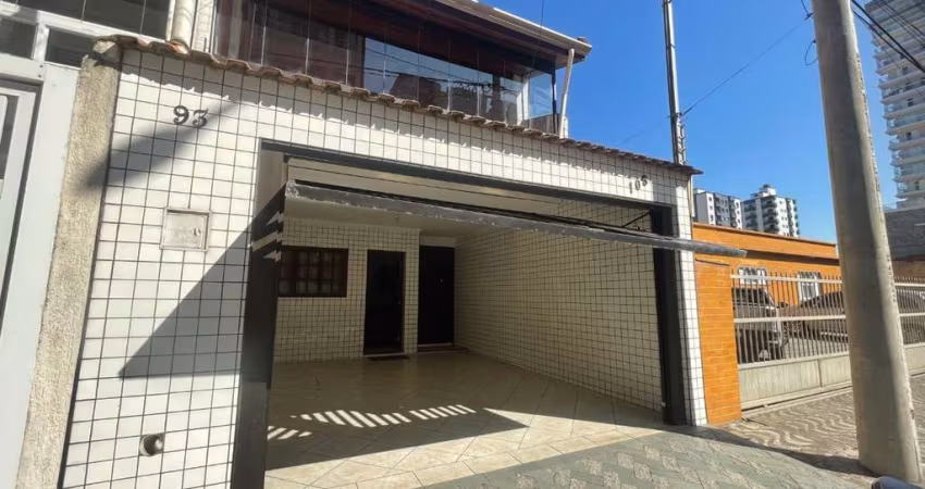 Sobrado com 3 dormitórios à venda, 179 m²  - Vila Guilhermina - Praia Grande/SP
