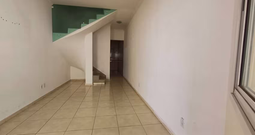 Sobrado com 2 dormitórios para alugar, 70 m² - Tupi - Praia Grande/SP