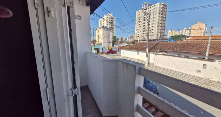 Sobrado à venda na Aviação em Praia Grande.