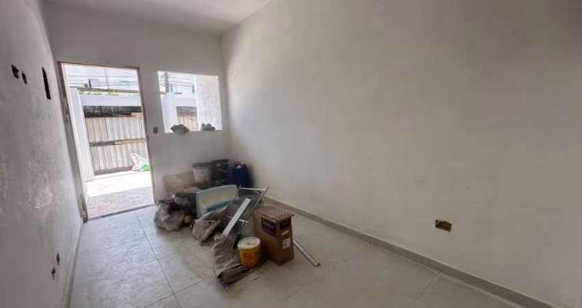 Sobrado com 2 dormitórios à venda, 62 m² por R$ 289.000,00 - Jardim Quietude - Praia Grande/SP