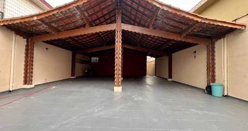 Sobrado com 1 dormitório à venda, 65 m² por R$ 280.000,00 - Aviação - Praia Grande/SP