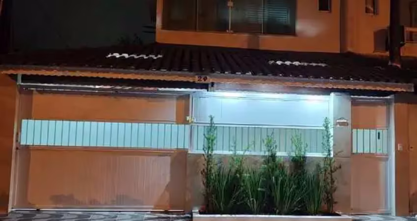 Sobrado com 3 dormitórios à venda, 88 m² - Tupi - Praia Grande/SP