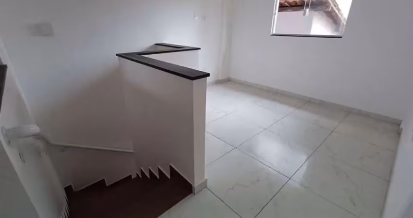 Sobrado com 2 dormitórios à venda, 45 m² por r$ 368.000,00 - vila assunção - praia grande/sp