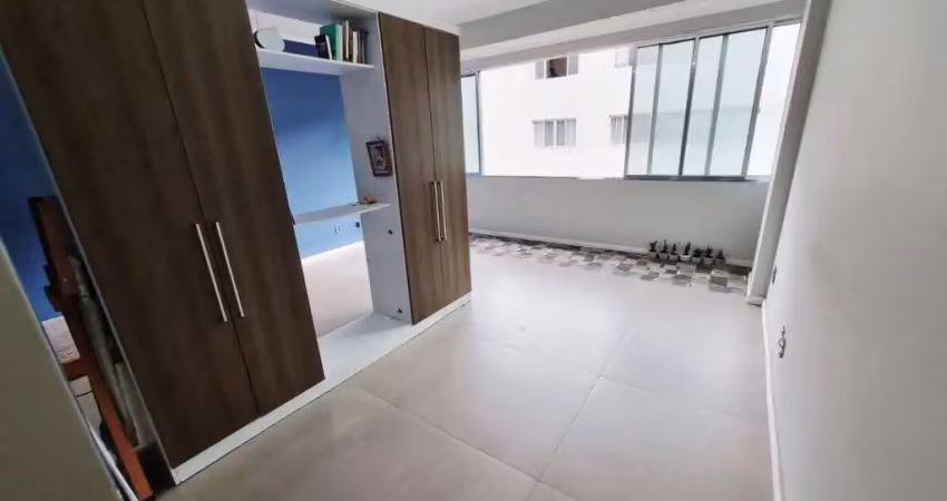 Kitnet à venda no canto do forte em praia grande - sp