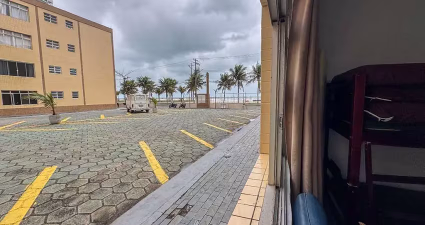 Oportunidade kitnet com vista mar e vaga de garagem à venda no caiçara