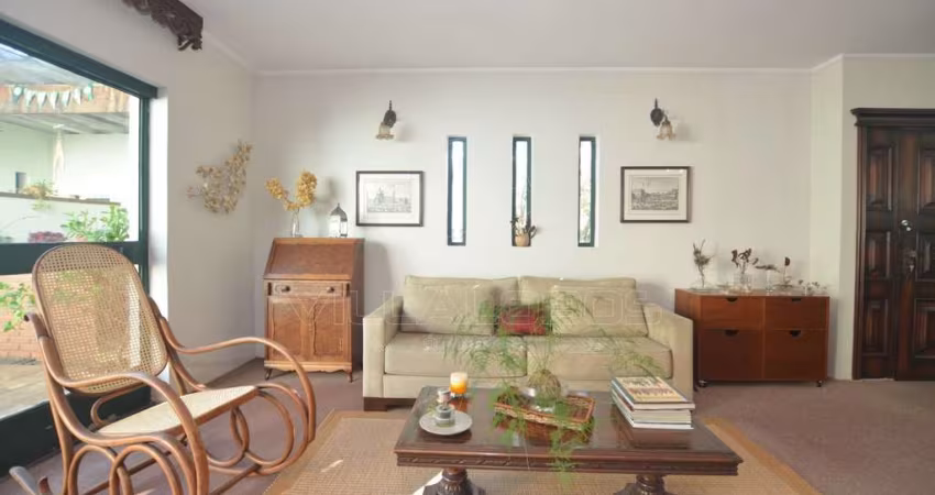 Casa com 3 dormitórios à venda, 250 m² por R$ 2.900.000,00 - Vila Madalena - São Paulo/SP
