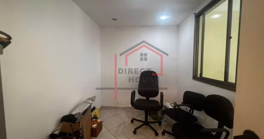 Casa de Condomínio de 298m² 3 dormitorios sendo 1 suíte com 2 vagas de garagem em Rio Pequeno  -  São Paulo
