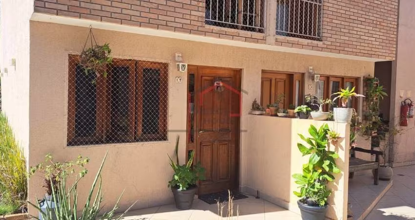 Casa de Condomínio 79m² 2 dormitorios, 1 vaga de garagem