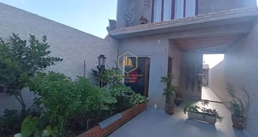 Casa com  2 quartos(1 suíte) à venda, 180 m² por r$ 370.000