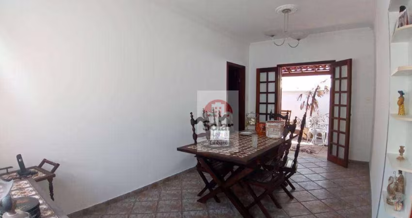Casa com 3 dormitórios para alugar, 210 m² por R$ 4.655,00/mês - Jardim das Nações - Taubaté/SP