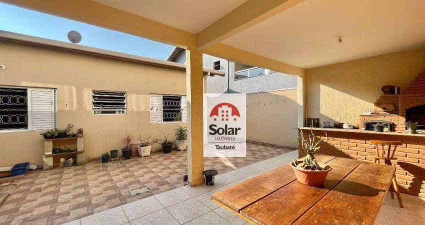 Casa com 3 dormitórios à venda, 215m² por R$ 450.000 - Vale das Flores - Tremembé/SP