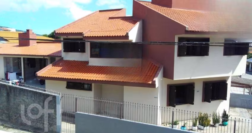 Casa com 4 quartos à venda na Rua Custódio Fermino Vieira, 212, Saco dos Limões, Florianópolis