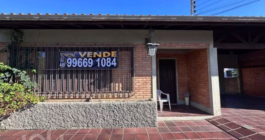 Casa com 5 quartos à venda na Maria Baiana, 30, Itaguaçu, Florianópolis