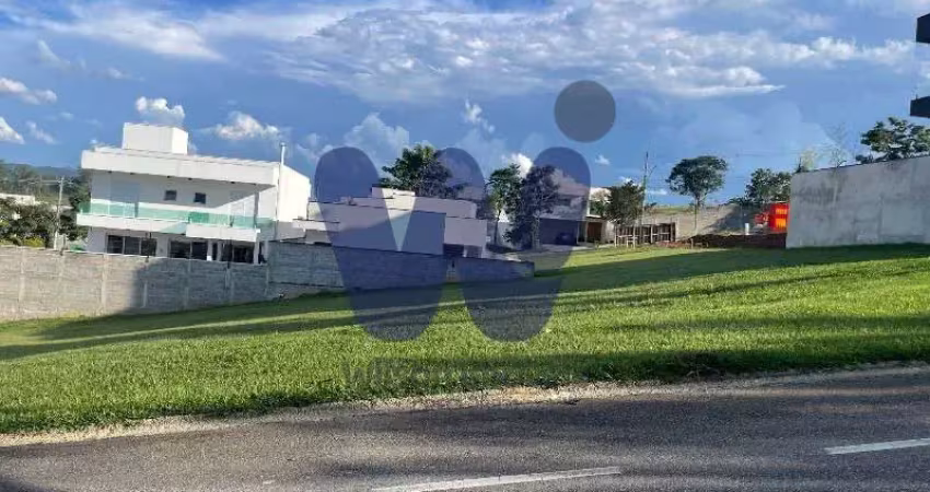 Terreno à venda no Loteamento Residencial Reserva dos Lagos, Pindamonhangaba 