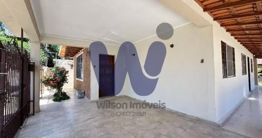 Imperdível casa à venda em lorena-sp, bairro nova lorena: 3 quartos, 1 suíte, 2 salas, 2 banheiros, 5 vagas de garagem.