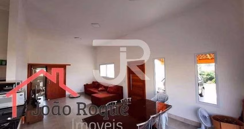 Casa à venda no bairro Caguassu em Sorocaba/SP