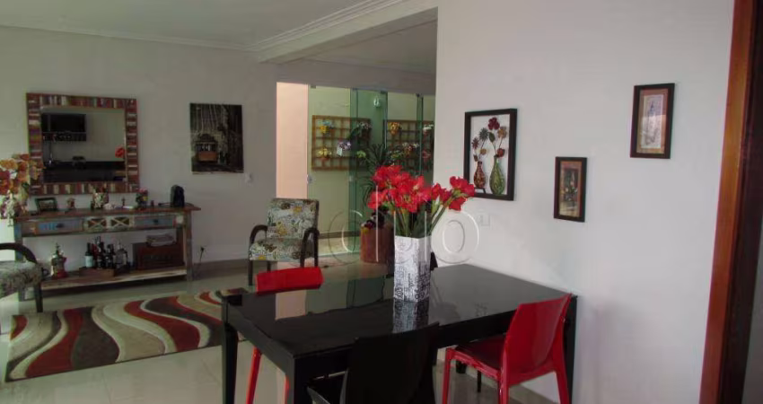 Casa com 6 dormitórios à venda, 500 m² por R$ 2.200.000,00 - Reserva do Engenho - Piracicaba/SP