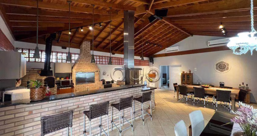 Casa à venda em Piracicaba no Cond. Colinas do Piracicaba com 3 quartos, 234 m² por R$ 1.350.000,00