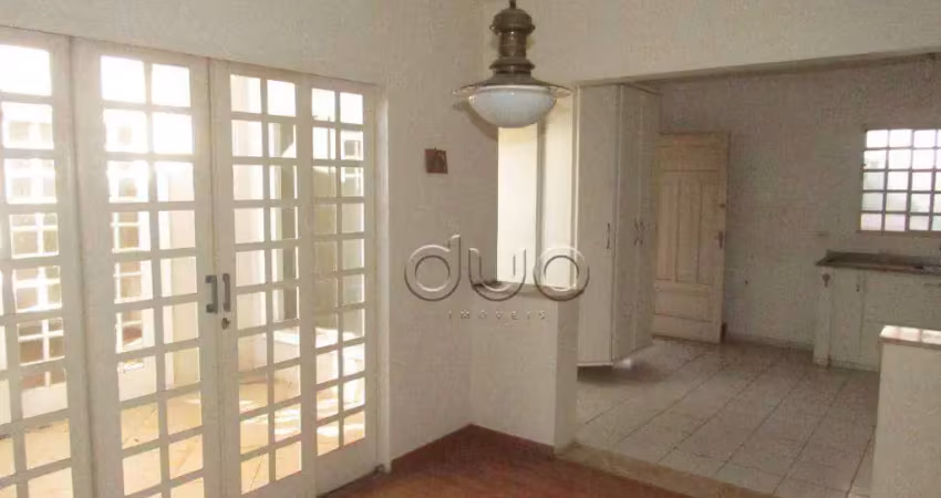 Casa com 3 dormitórios à venda, 187 m² por R$ 650.000,00 - Vila Independência - Piracicaba/SP