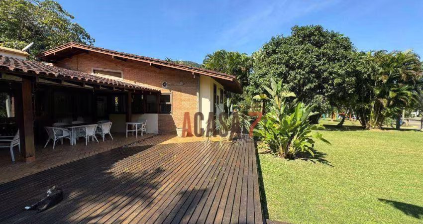 Casa com 5 quartos - Praia do Toque-Toque Pequeno - São Sebastião/SP